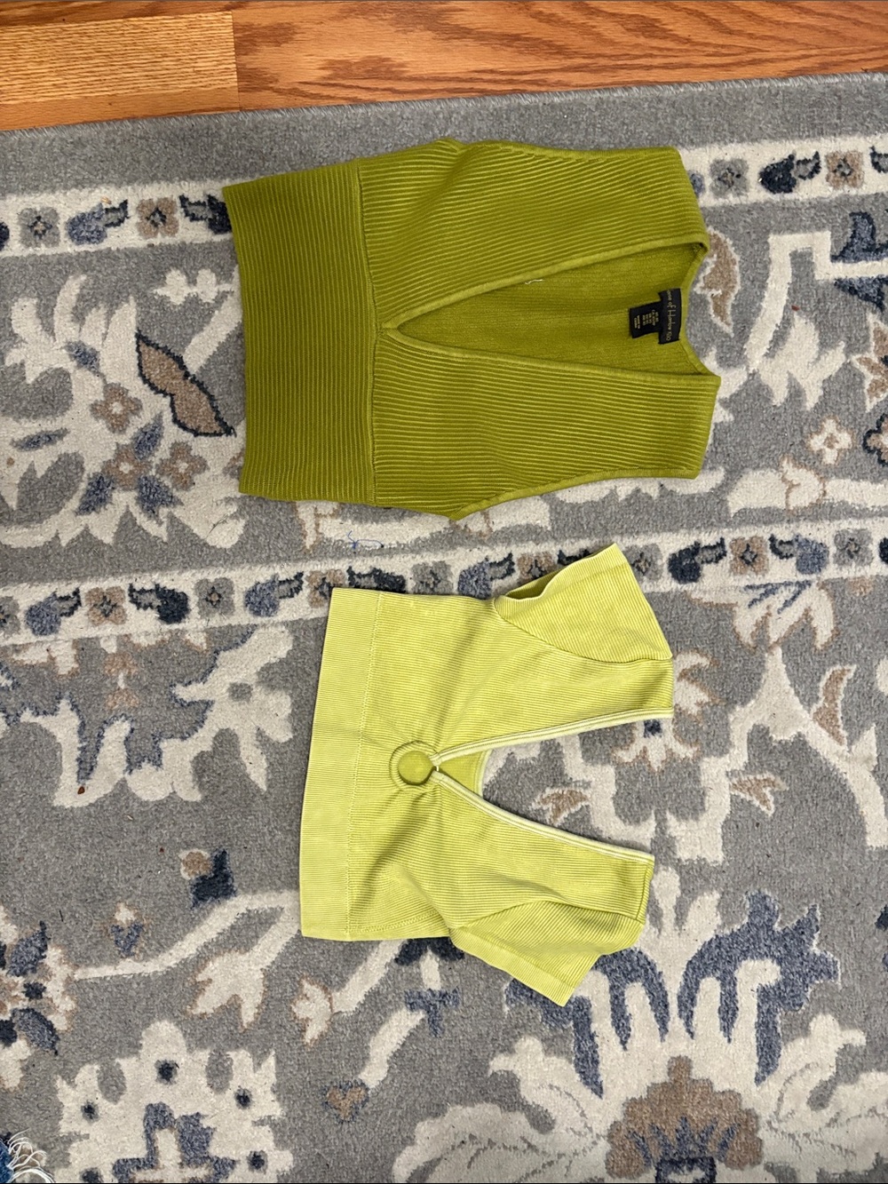 Unknown Brand Women's Lime Green Ribbed Knit Shorts